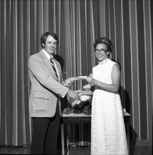 1976 Honors Banquet, number 05   (click for a larger preview)