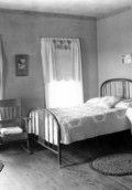 Girls Bed Room   (click for a larger preview)